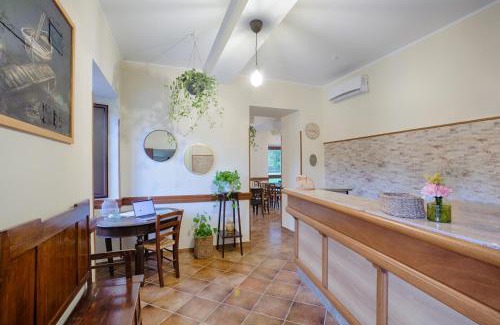 Fontechiari House | Fons Clara Domus et Eventi