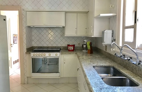 Barequecaba House | Foot in the wonderful sand! 24 hour security condo 5 suites with private garden