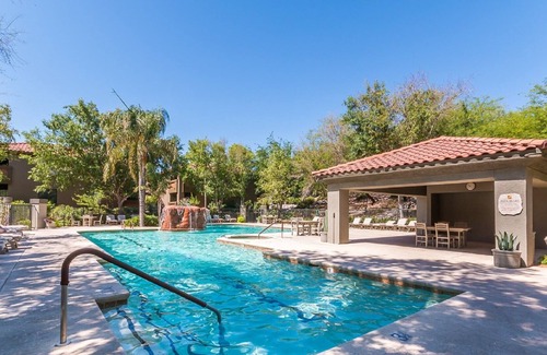 Tucson Condo | Foothills Getaway With Mountain Views.