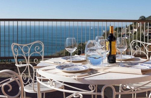 Roiano-Gretta-Barcola-Cologna-Scorcola Apartment | Footsteps of Bora - Apartment with sea view - pet friendly