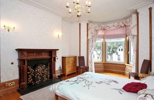 Aberdeen West End House | Forest Avenue - luxurious space
