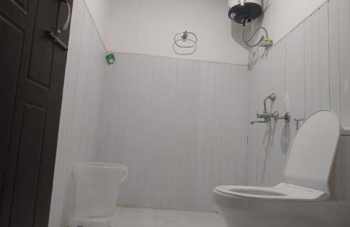 Guptkashi Resort | Forest Side Resort