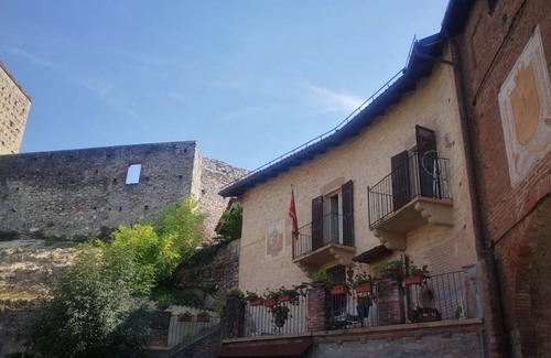 Castelletto d'Orba Apartment | Former military outpost watchtower at the entrance to the village.