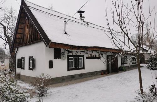 Egerszolat House | Forrás