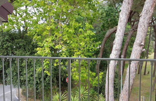 Capanne-Prato-Cinquale Villa | Forte dei Marmi Villa Ilaria a stone's throw from the sea & services: Just relax