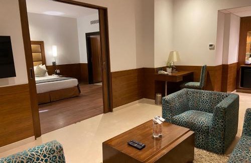 Vashi Hotel | Fortune Select Exotica, Navi Mumbai - Member ITC Hotels' Group