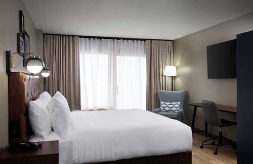 Englewood Hotel | Four Points by Sheraton Englewood