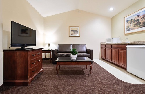 Pembine Apartment | Four Seasons Island Resort