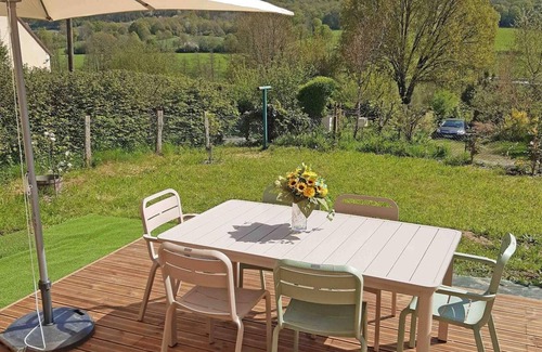 Longny les Villages Cottage | Charming Renovated Country House: 3 Bedrooms, Large Garden, Near Forest Trails, Pet-Friendly