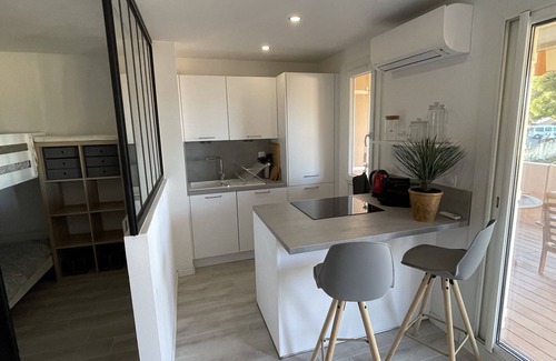 La Madrague Apartment | Luxury 2-bedroom/4-bedroom apartment - Superb sea view