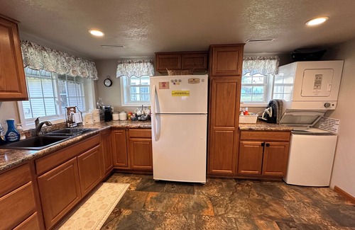 Ottumwa House | Fran's Cottage