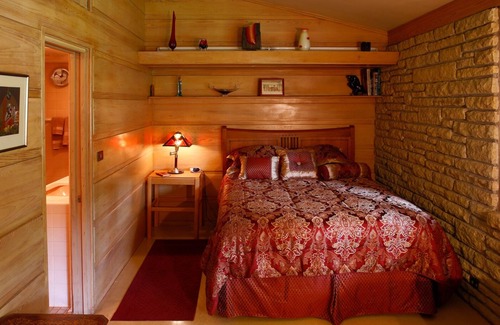 Austin House | Frank Lloyd Wright overnight rental - The Elam House