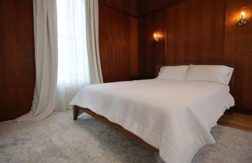 Oneonta House | Franklin Manor