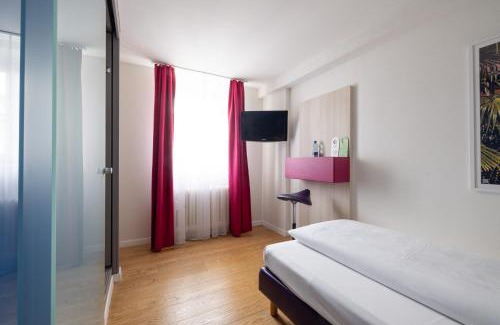 Center House | Fred Guest House Hauptbahnhof - Mobile Check-in