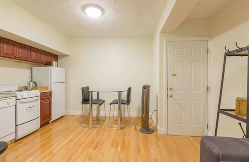 Fenway–Kenmore Apartment | Free Parking at 1 Bed Basement Apt, Near BU & MIT