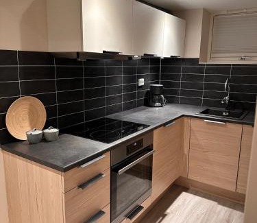 Alesund Apartment | Free parking grand floor Apartment in Ålesund