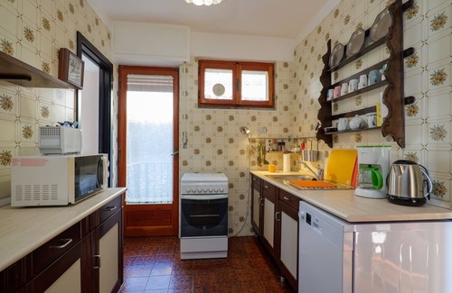 Comero House | Freistehendes 4½-zimmer-haus mit 3 Terrassen und Wundervoller Seesicht