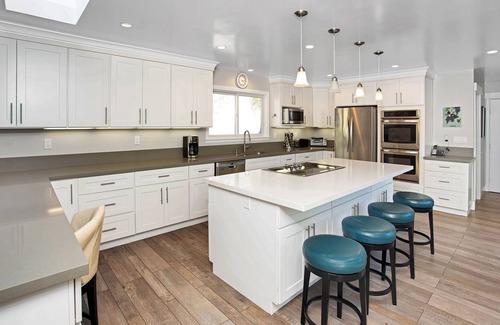 Stinson Beach House | Fresh and Tranquil, Dog Friendly Lagoon Home