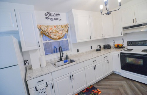 Sussex House | Front Lake House View.Sleeps up to 6.Convenient location.Unit #1. No lake access