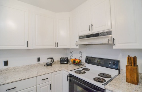 Sussex House | Front Lake House View.Sleeps up to 6.Convenient location.Unit #1. No lake access