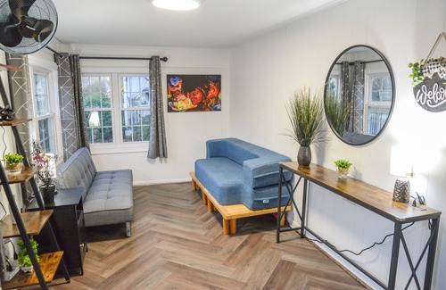 Sussex House | Front Lake House View.Sleeps up to 6.Convenient location.Unit #1. No lake access