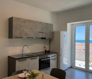 Quartiere XXIV Don Bosco Apartment | Fronte mare Levante - Houses & Flats