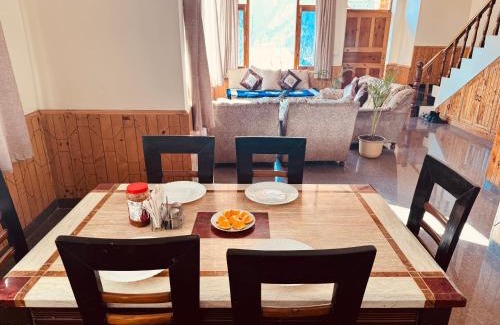 Manali Ski Chalet | Frostvale Private 3 Bedroom Cottage