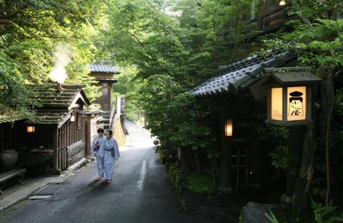Kurokawa Onsen Hotel | Fujiya