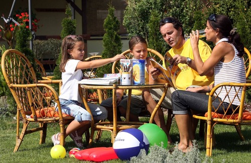 Medvode House | Full equeped guest house 10 rooms*** ensuite, kitchen, free parking garden ..