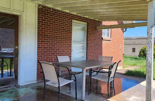 Buckhannon House | Full House