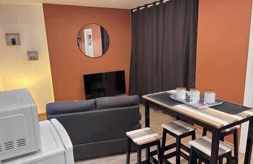 Luneville Apartment | Fully-equipped studio just a stone's throw from the Château de Lunéville