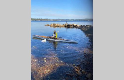 Lunawanna House | Fully fenced, wrap around decks, water on 3 sides