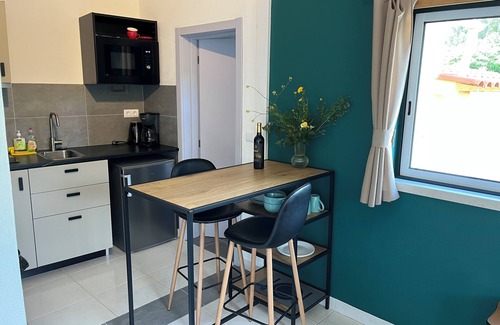 Pedreiras Cottage | Fully furnished cozy studio in nature 20 minutes from the beach.