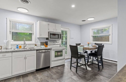 Chesterfield House | Fully furnished long-term home, dog-friendly, huge fenced-in backyard, office