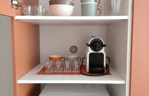 Vertrieu House | Fully furnished, quiet location