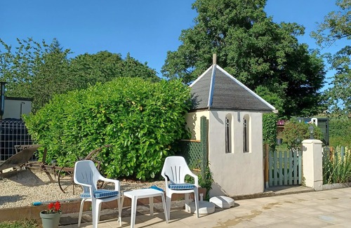 Plumaudan House | Fully modernised house with SEASONAL HEATED PRIVATE POOL. Countryside location