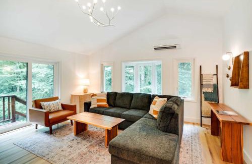 Saugerties House | Fully Remodeled Saugerties Retreat on 7 Acres!