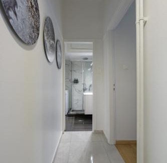 Kinosargous Apartment | Fully Renovated Flat in Prime Athens Location