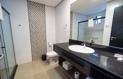 Foz do Iguacu Hotel | Fun Group Retreat: 3 Triple Double Rooms with Space for Families or Travel Crews