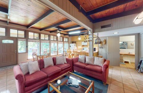 McQueeney House | Funshine