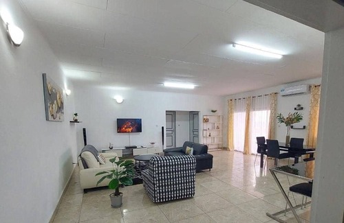 Libreville Apartment | Furnished apartment with balcony, 5 min from beach and town center