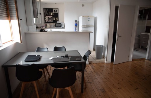 Saint-Roch - Badouillere - Chavanelle Apartment | Furnished Bright Design of 75 m2, Downtown, in Inner Courtyard, Garage