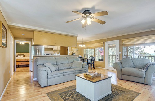 Mammoth Creek Cabin | Furnished Deck & Mountain Views: Panguitch Cabin