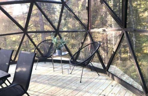 Torsby House | Furukrona - Private Glass Dome, Sauna and Hot Tub!