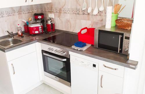 Groß Pankow Apartment | Gästehaus Kuhbier I Wlan, Parkplatz, Boxspringbetten, Sauna