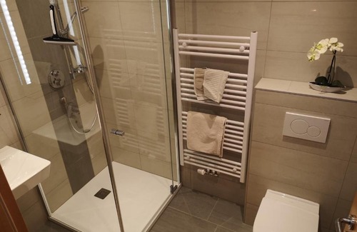 Strass im Zillertal House | Gästehaus Luxner