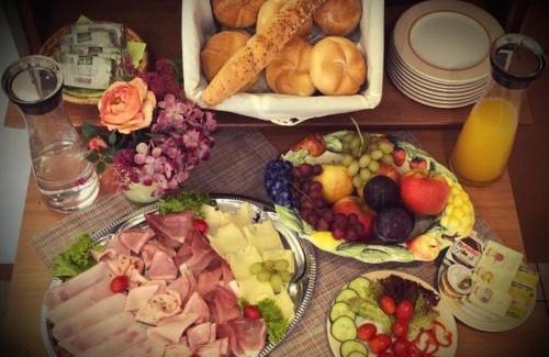 Asten Hotel | Gästehaus Stögmüller