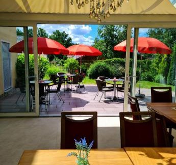 Mickhausen Hotel | Gästehaus Staudenschloss