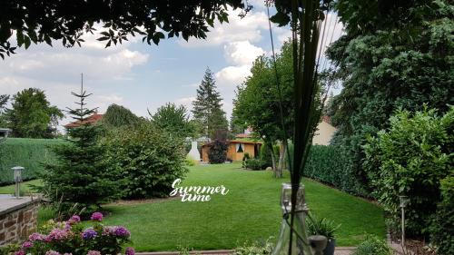 Taucha Apartment | Gästewohnung Flora