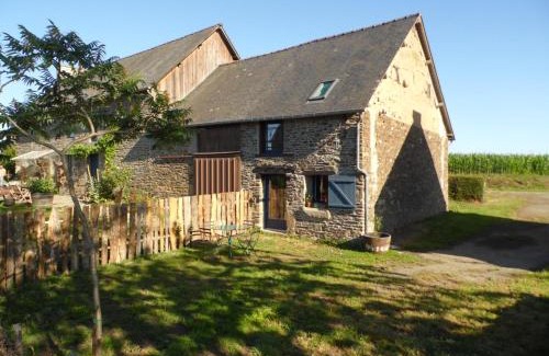 Pleine-Fougeres House | Gîte à la ferme en pleine nature